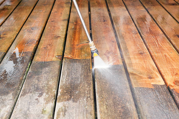 Best Roof Power Washing Services  in Strasburg, CO